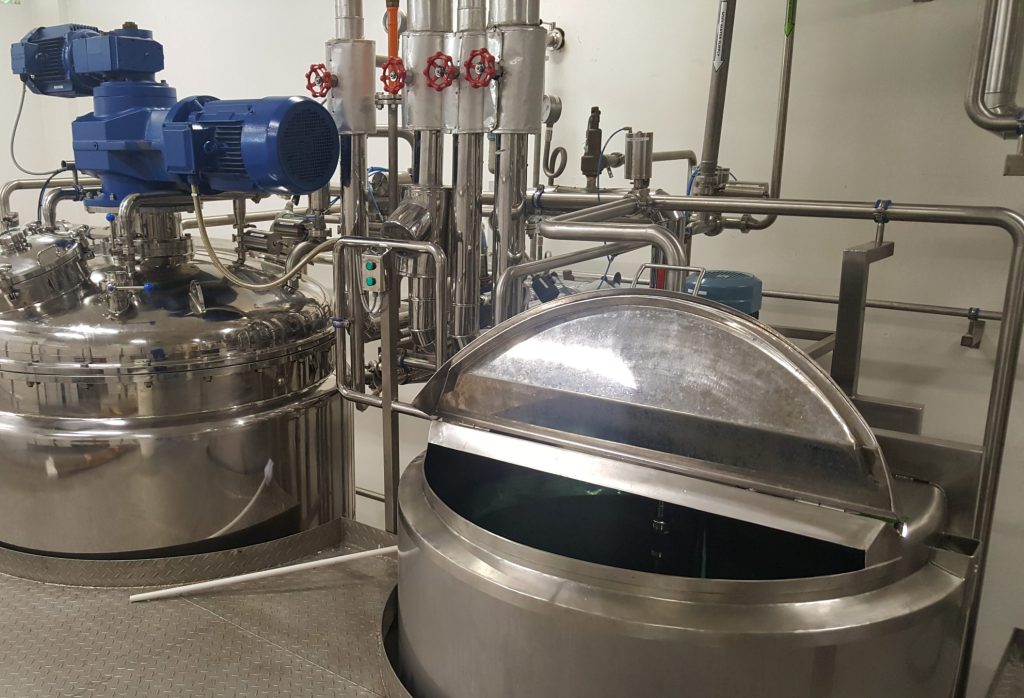 Kenapa Vakum Mixing Jadi Andalan di Industri Kosmetik